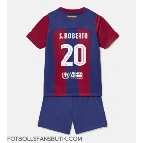 Barcelona Sergi Roberto #20 Replika Hemmatröja Barn 2023-24 Kortärmad (+ Korta byxor)